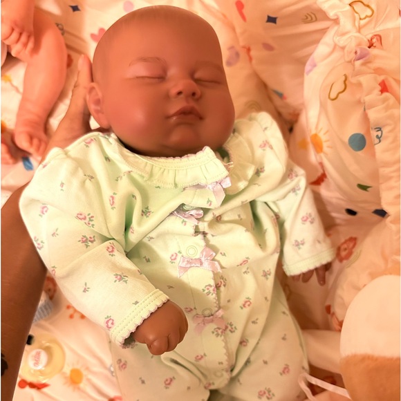 BABESIDE KIT Doll ( BRAND NEW, but weighted) - Picture 10 of 10